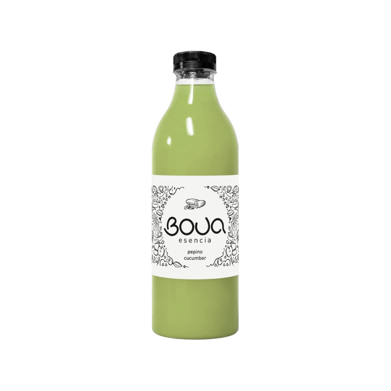 Garrafa PET de preparado BOUA Esencia Pepino Cucumber, com tampa preta.