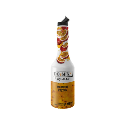Garrafa de preparado DOuMIX? Maracuja Passion (sabor a maracujá), com tampa doseadora preta.