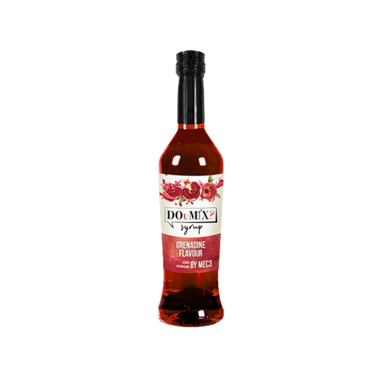 Garrafa de xarope DOuMIX? Grenadine, com romãs no rótulo e tampa preta.