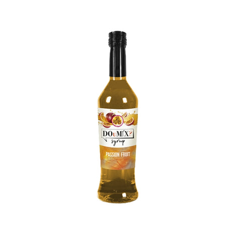 Garrafa de xarope DOuMIX? sabor a maracujá, com tampa preta.
